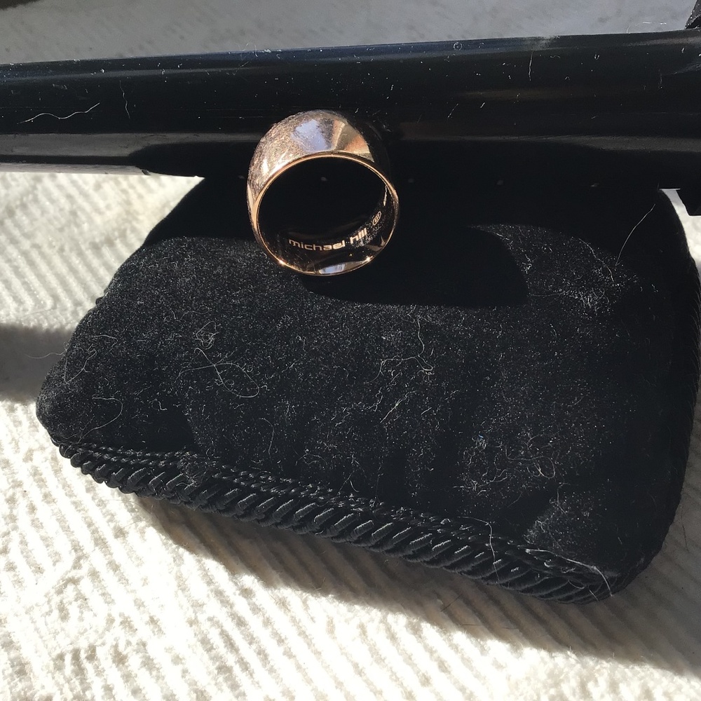 Michael Hill 10k gold ring